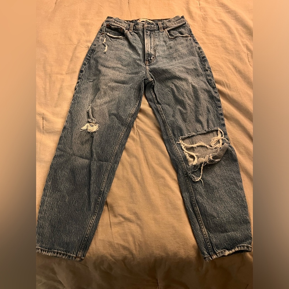 Abercrombie Mom Jeans